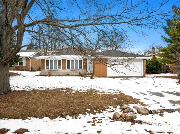 7218 W 110th Pl, Worth, IL 60482