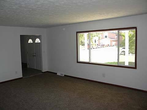 2nd image of 1318 Douglas Ct