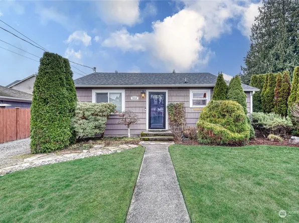 8024 S D Street, Tacoma, WA 98408