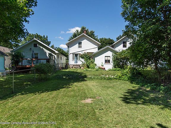 5th image of 526 N Foster Ave