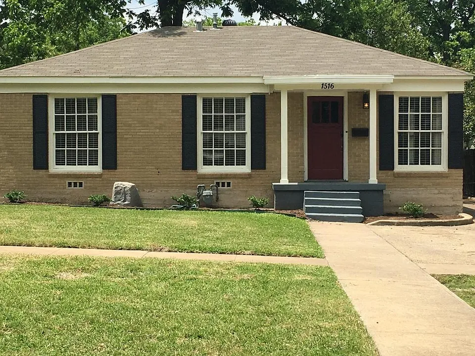 Your new home in Temple's historic Garden District.