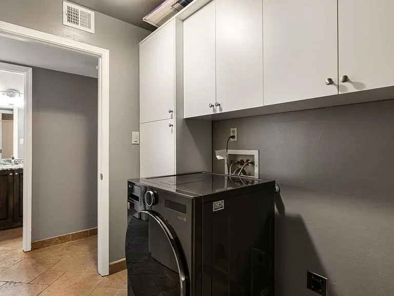 6612 Christy Ave NE — Photo 26