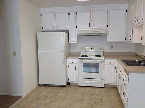 5th image of 510 Joaquin Dr