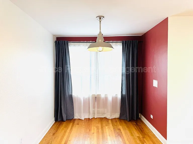 2970 Locust St — Photo 4