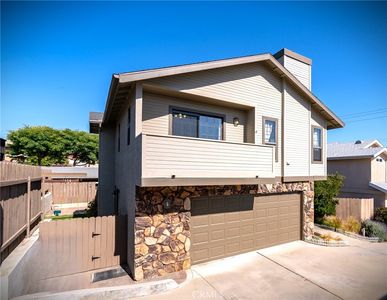 1697 Newport Ave, Grover Beach, CA, 93433