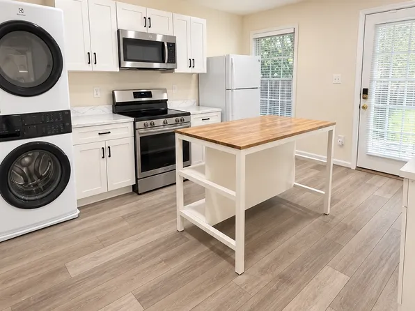 5916 Ewing Pl #Basement, Alexandria, VA 22310