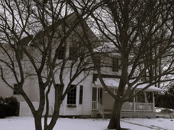 504 N Rock Rd, Newton, KS 67114