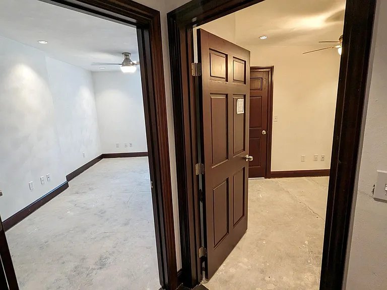 2x bedrooms