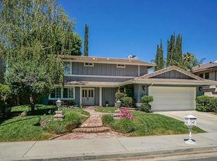 25789 Lochmoor Rd, Santa Clarita, CA 91355