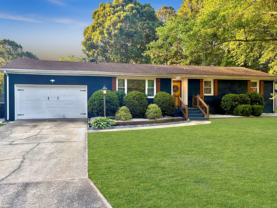 1st image of 304 Willard Dr