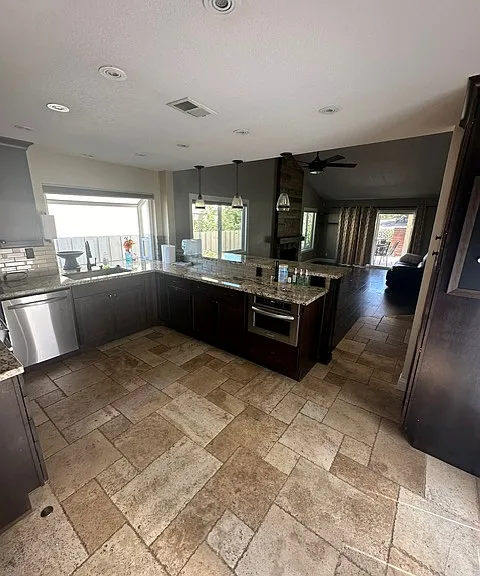 4176 Minnecota Dr — Photo 7