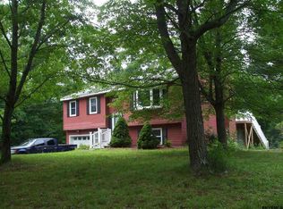 177 Werking Rd, East Greenbush, NY 12061