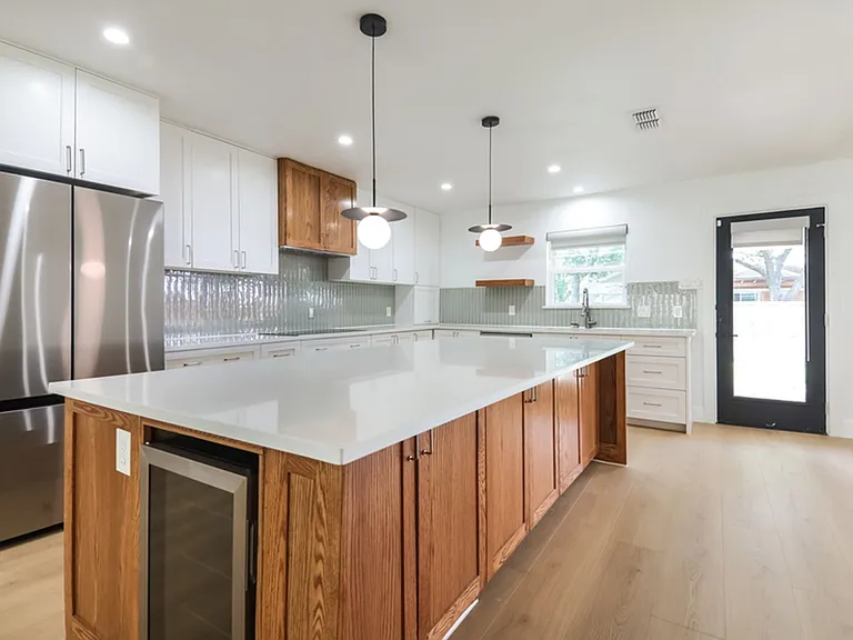 7412 Fenton Dr — Photo 7