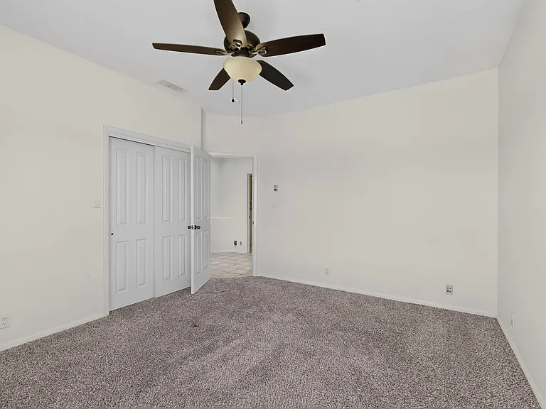 10900 San Francisco Rd NE — Photo 27