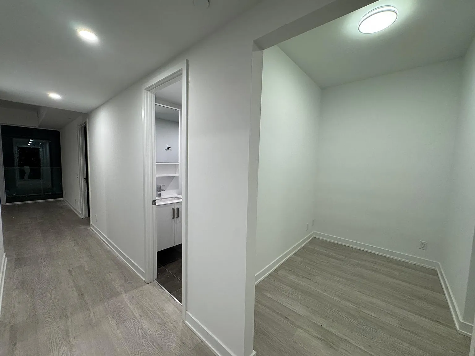 3 bed, 1150 sqft, $4,250 — Photo 4