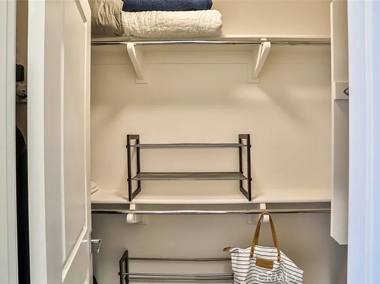 1207 Doheny Way — Photo 32