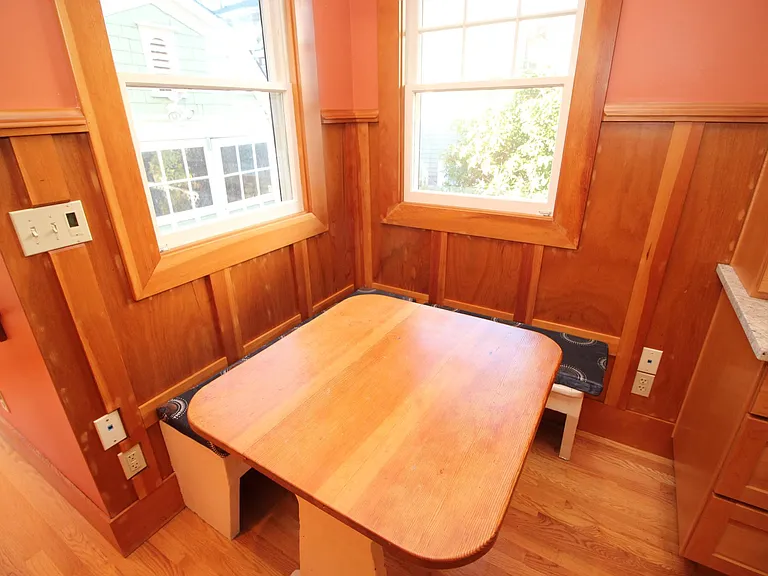 4227 Burke Ave N — Photo 5