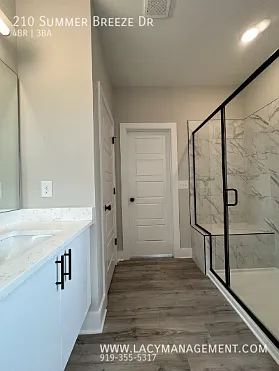210 Summer Breeze Dr — Photo 8