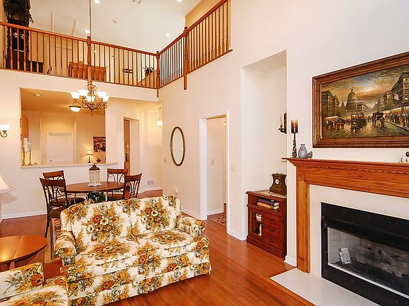 4th image of 15 Schweinberg Dr