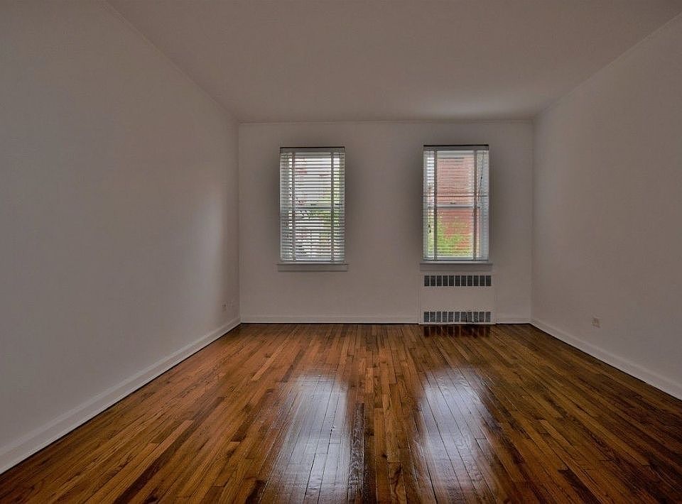 2nd image of 9108 Colonial Rd APT D9