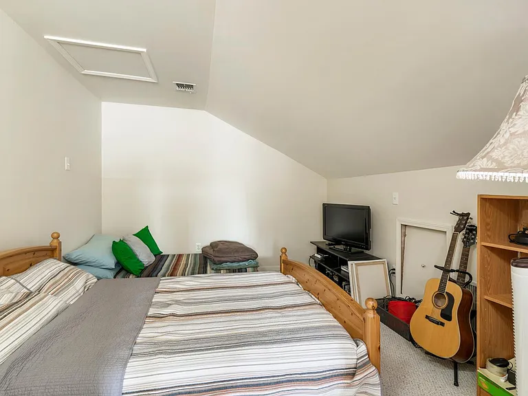 118 George Russell Way — Photo 16