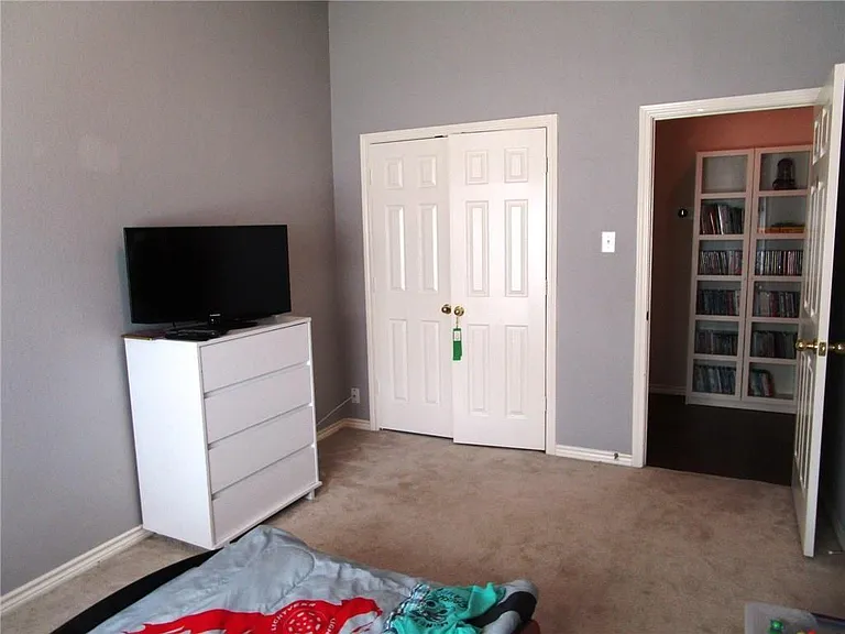 7312 High Point Dr — Photo 24