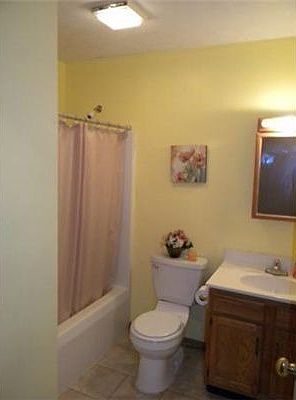 4th image of 3410 Redbud Dr