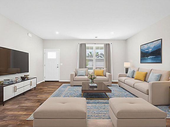 3rd image of 182 Sandpiper Cir