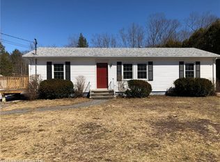 112 Middle Rd, Sabattus, ME 04280