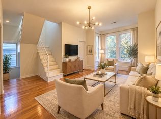 1749 W Barry Ave APT 2, Chicago, IL 60657