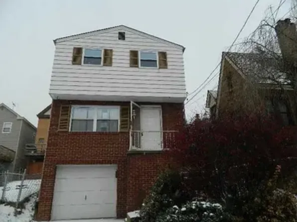 1611 Oakhurst St, Pittsburgh, PA 15210