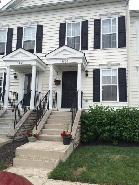 1st image of 5805 Bridgehampton Dr