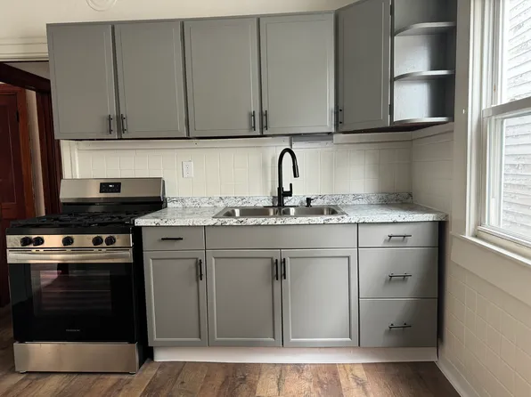 166 16th St, Buffalo, NY 14213