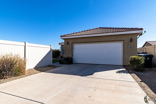 1st image of 2574 Mirador St