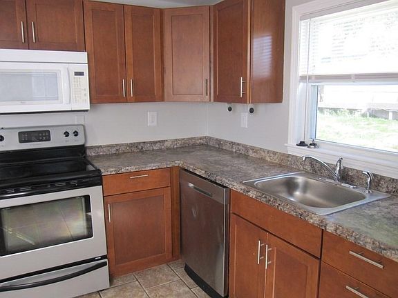 5th image of 25 Birchbrow Ave #25