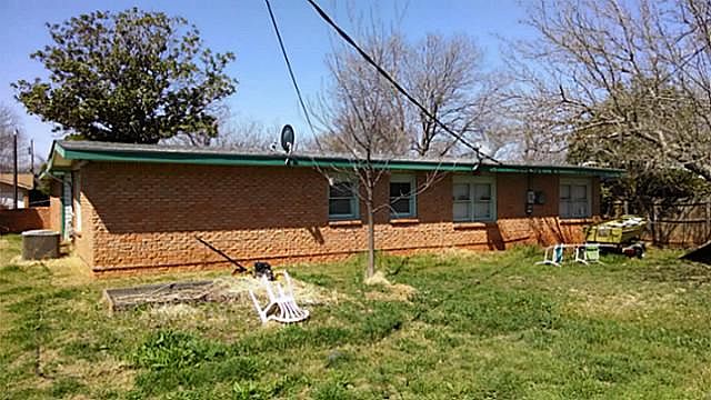 2nd image of 2217 Glenwood Dr