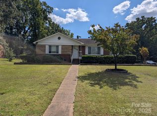 2855 Fordwood Dr, Charlotte, NC 28208