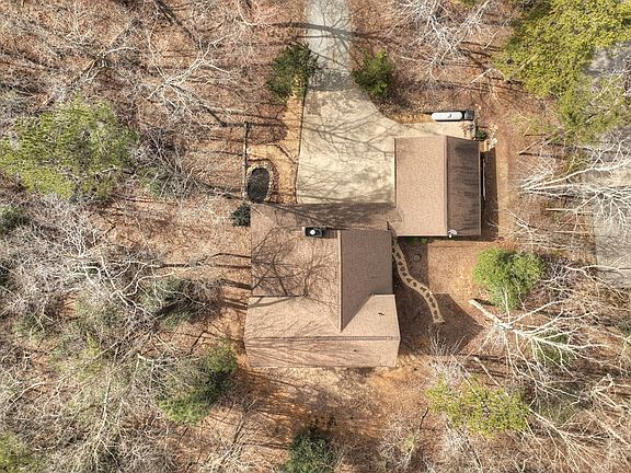 8th image of 58 Morley Dr