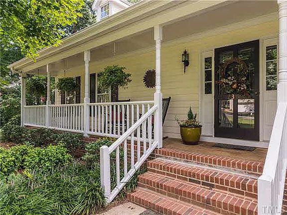 2nd image of 2300 Cape Jasmine Dr