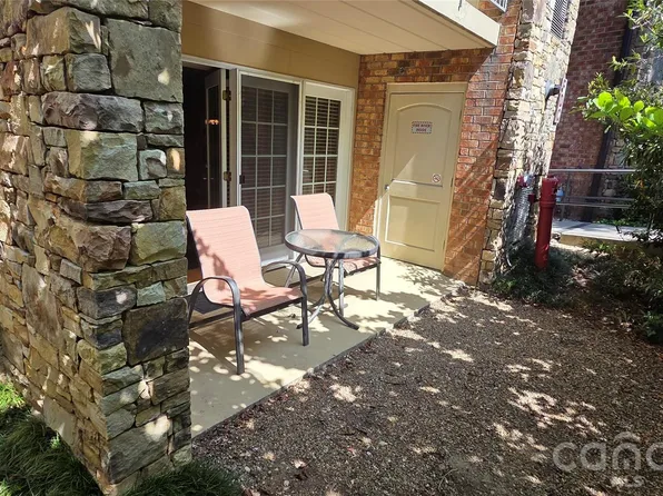 209 Bowling Park Rd, Asheville, NC 28803