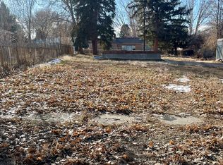 454 N 6th St, Basin, WY 82410