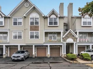 21 Guisborough Way, Edison, NJ 08820