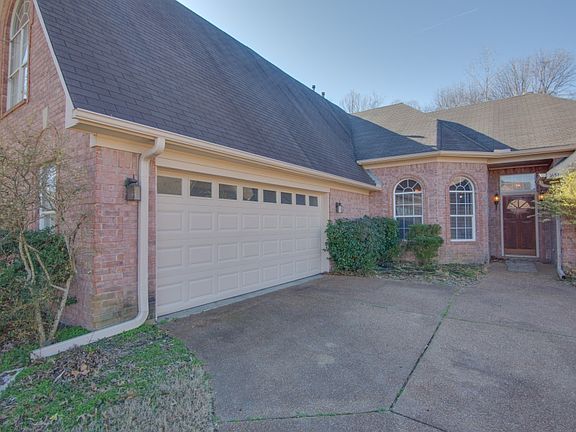 2nd image of 1651 Farkleberry Dr