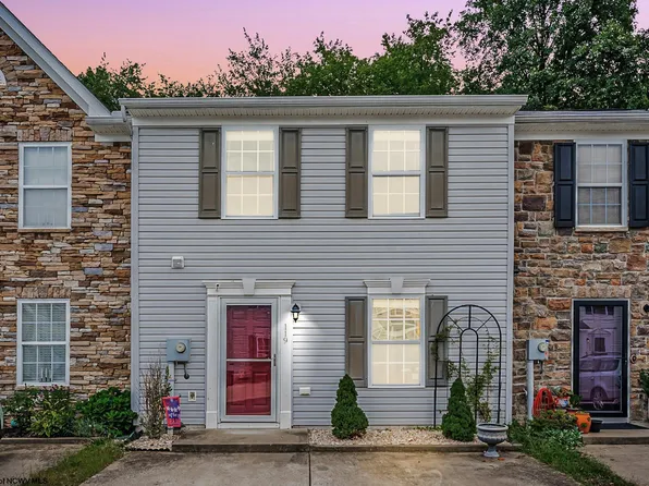 119 Park Place Dr, Morgantown, WV 26508