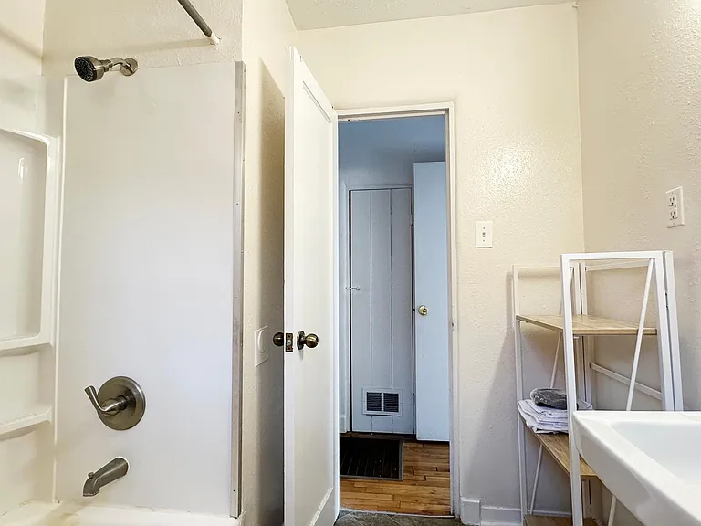 1718 Silver Ave SE #1 — Photo 11