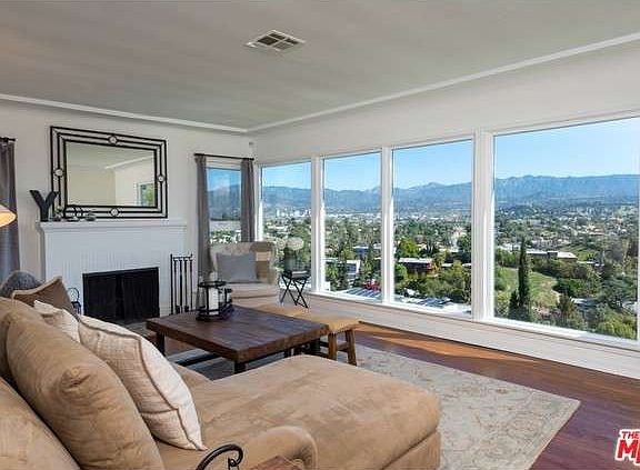 2nd image of 2346 Ronda Vista Dr