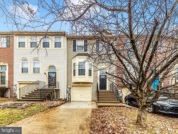 2nd image of 130 Persimmon Cir