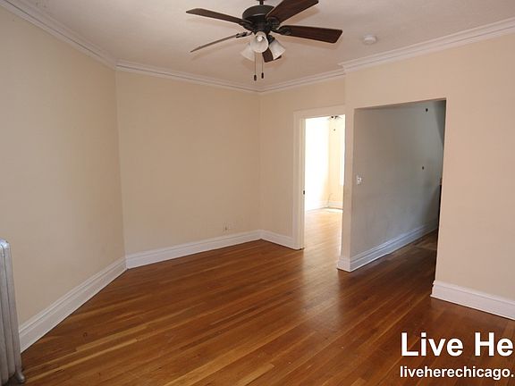 3rd image of 4717 N Leavitt St #1