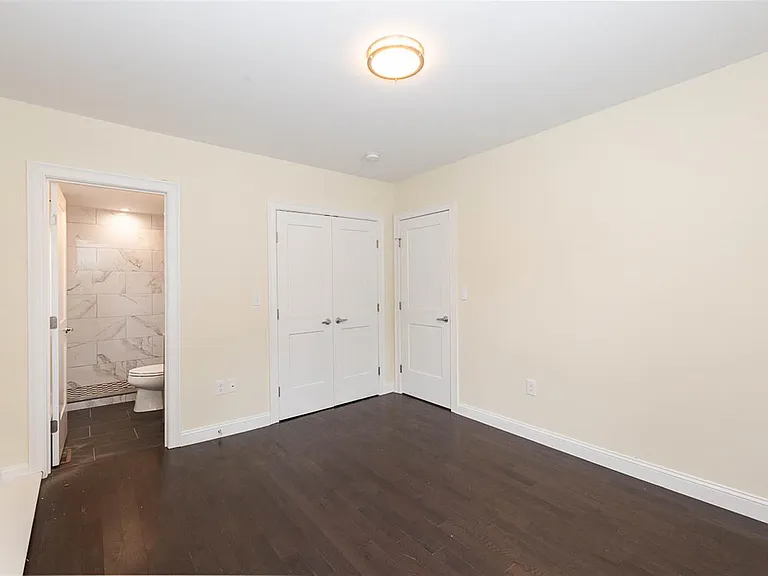57-59 Catherine St #2 — Photo 11