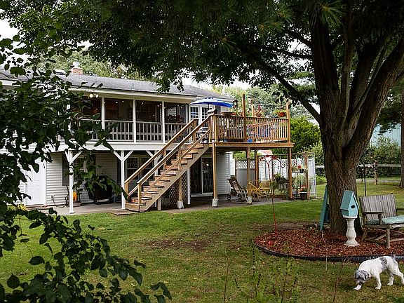 5th image of 7 Sebring Rd